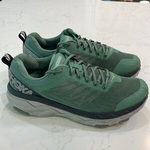 Hoka Challenger ATR 5